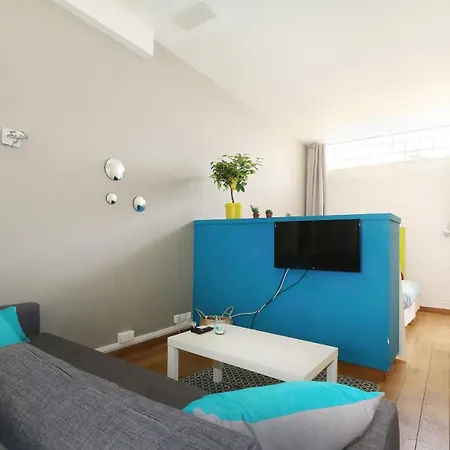 Apartman Joli Aux Beaux Arts Loft Avec Terrasse Montpellier
